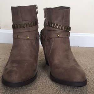 JustFab, Brown, 3in heel booties, size 8.5